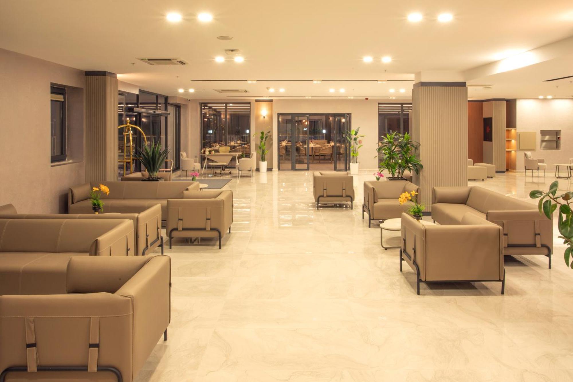 First Joy Hotel Trabzon Bagian luar foto