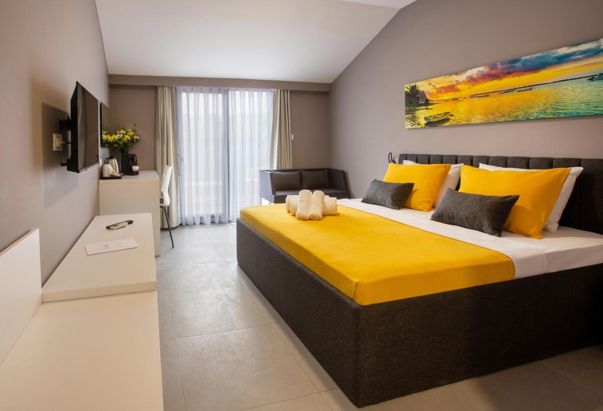 First Joy Hotel Trabzon Bagian luar foto