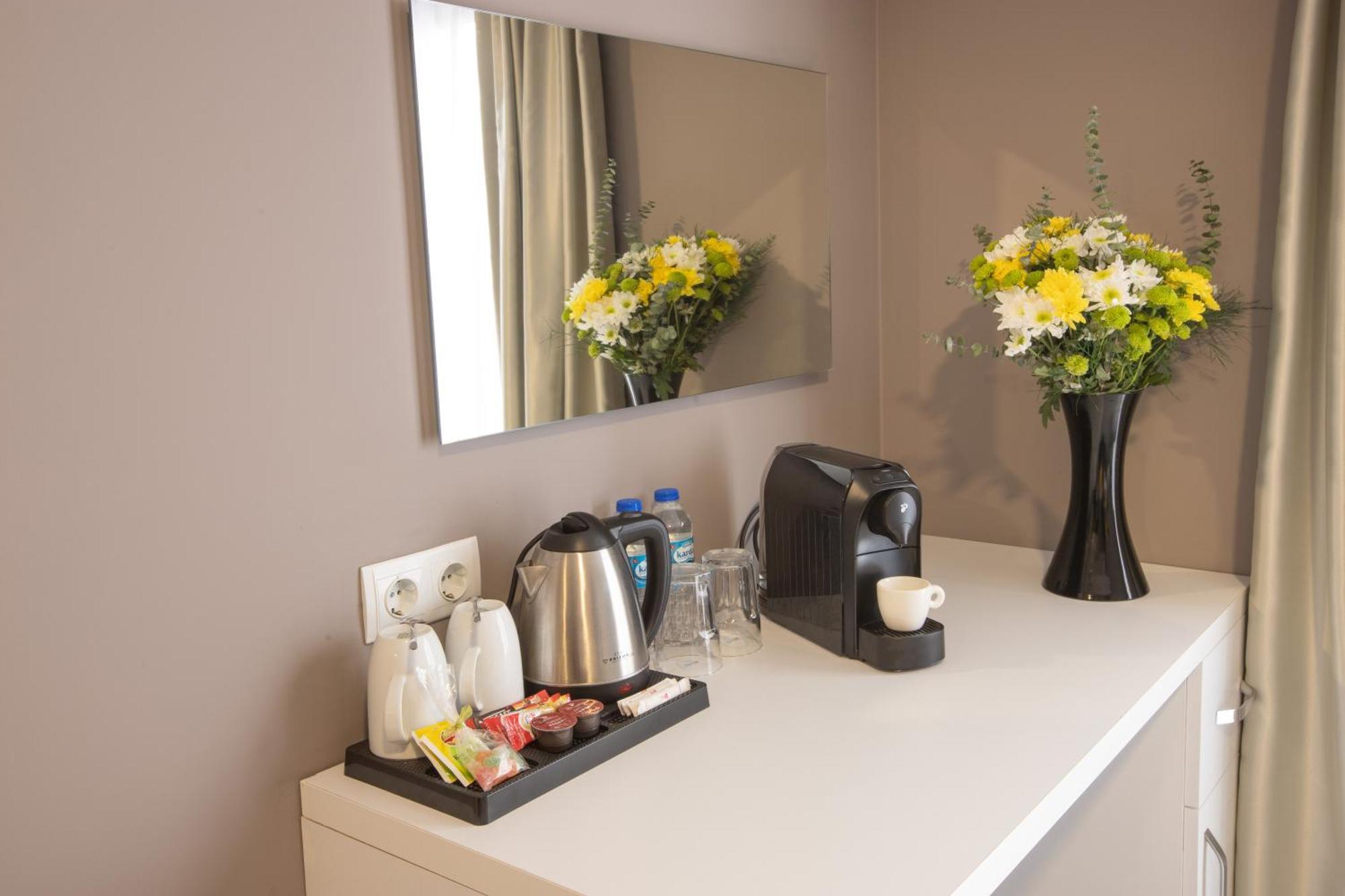 First Joy Hotel Trabzon Bagian luar foto