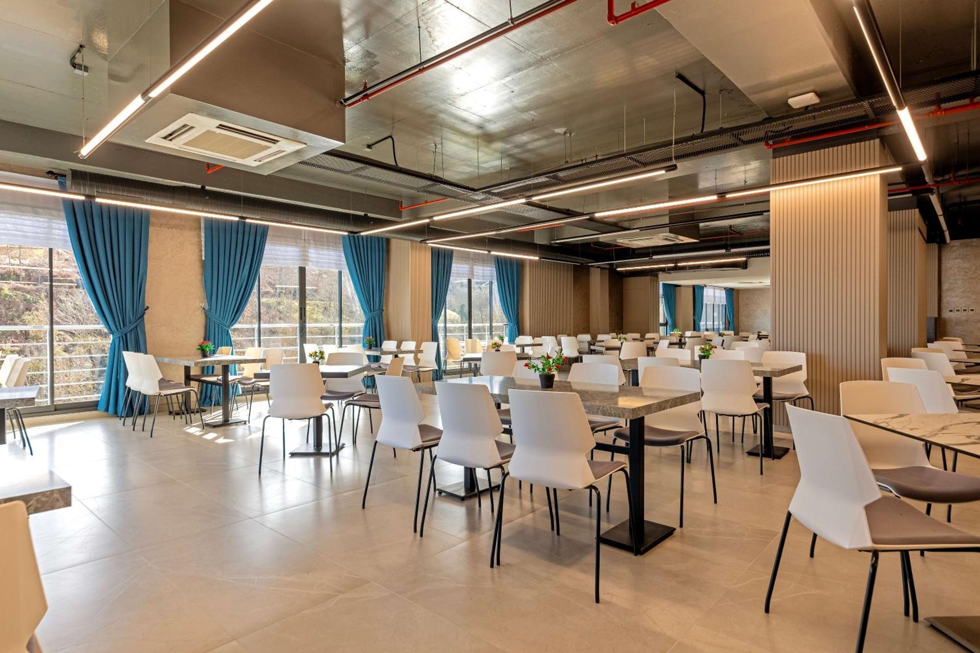 First Joy Hotel Trabzon Bagian luar foto
